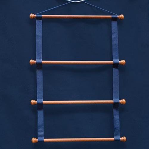 Equiline Wooden Rack luxury 